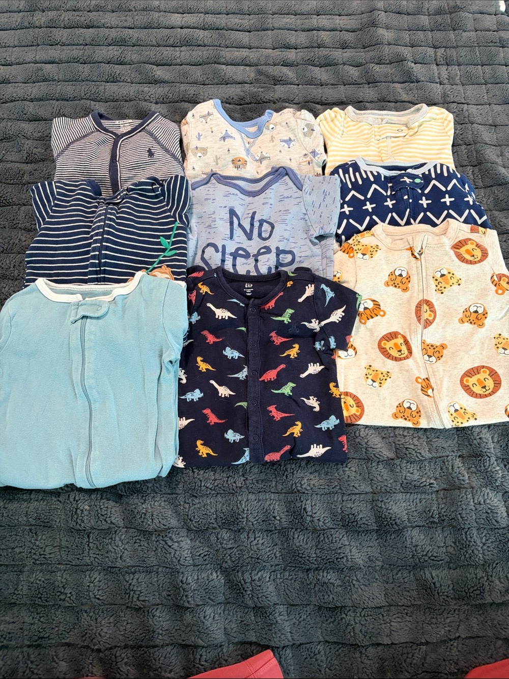 Bundle of 9 sleepers - 3-6 months